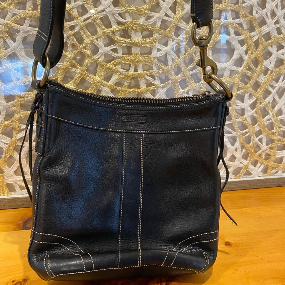 Coach Leather Crossbody Bag. Excellent condition
